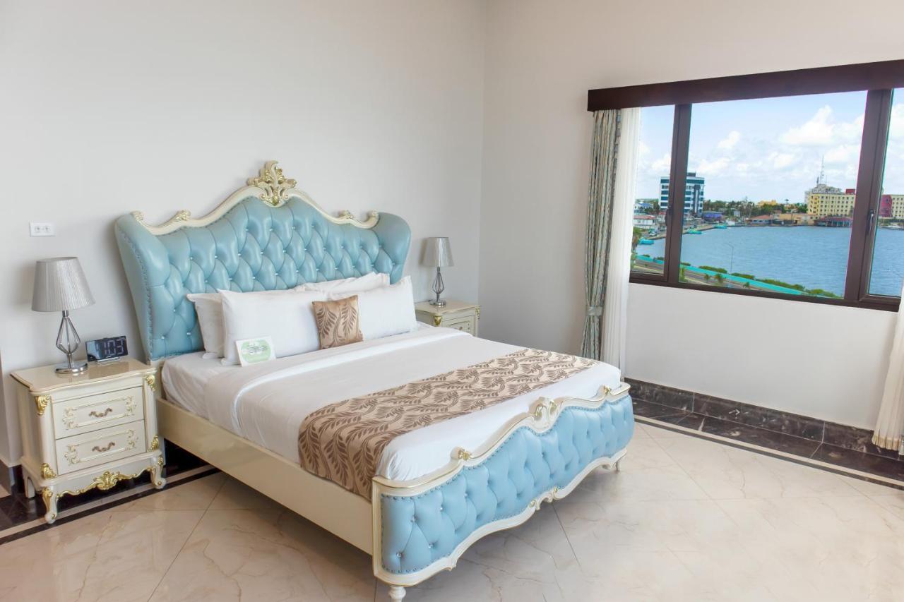 Golden Bay Belize Hotel Belize City Exterior photo