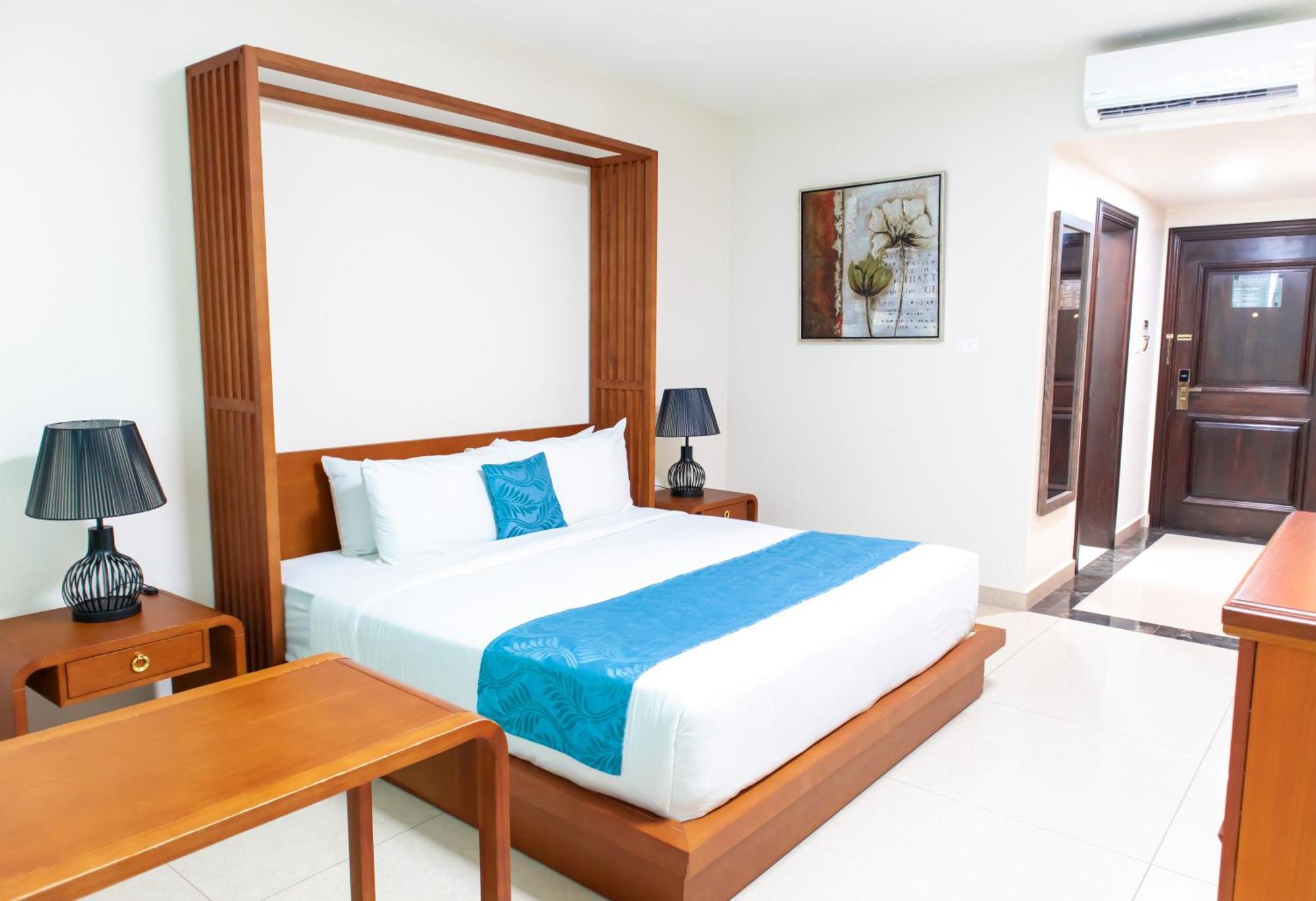 Golden Bay Belize Hotel Belize City Exterior photo