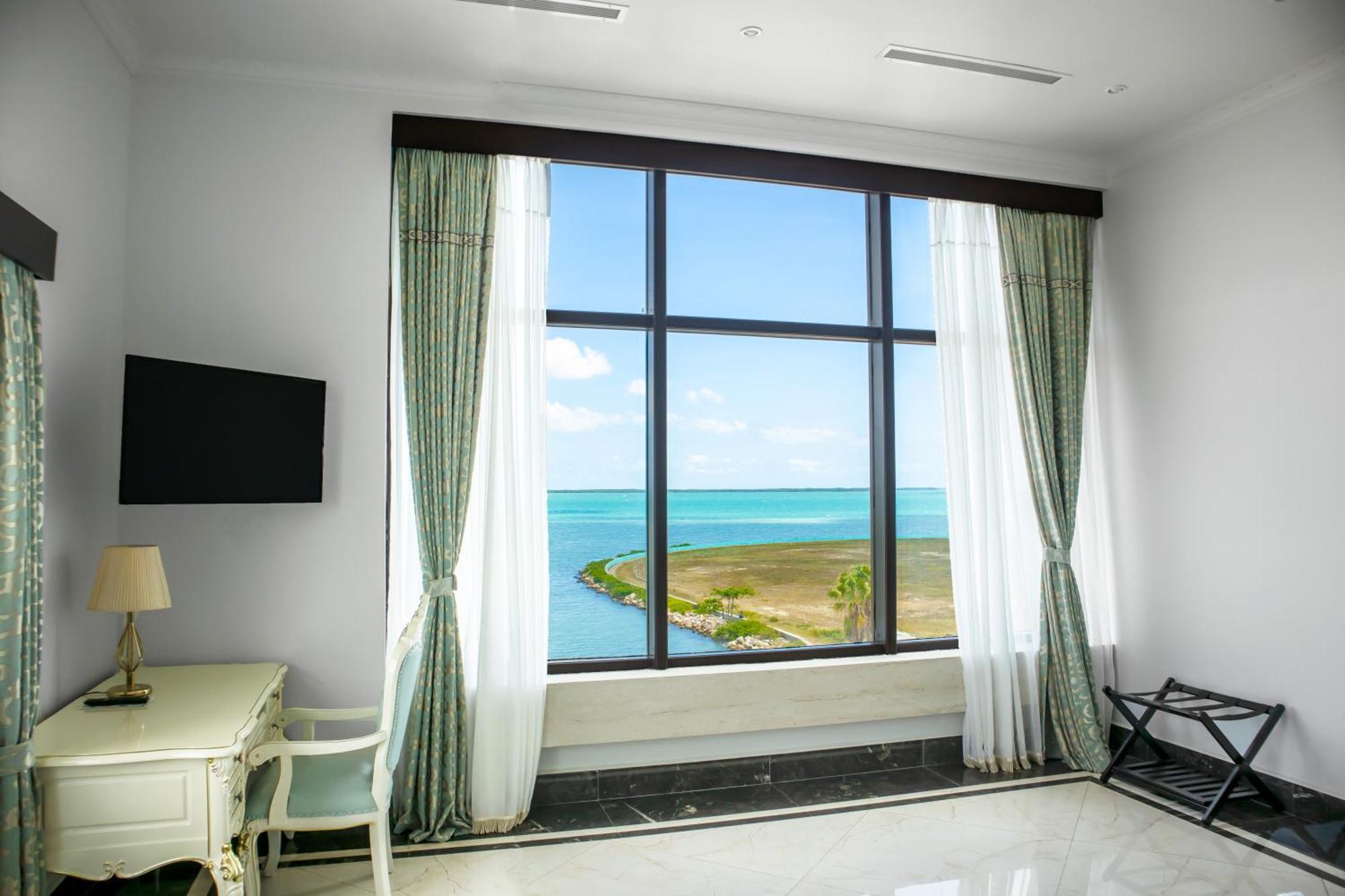 Golden Bay Belize Hotel Belize City Exterior photo